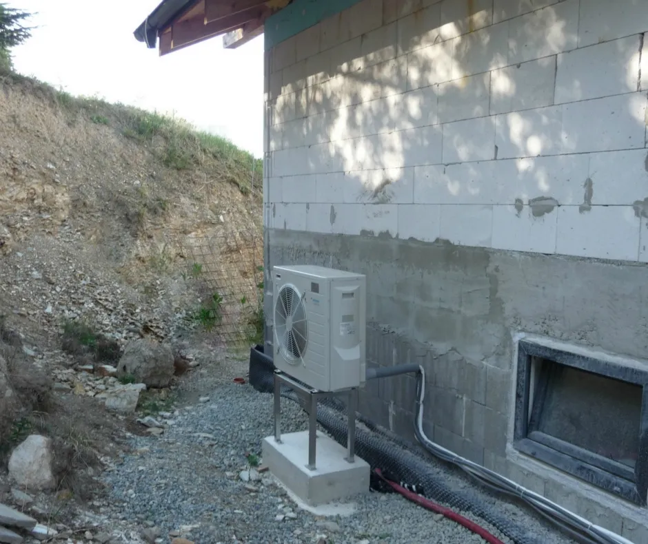 Tepelné čerpadlo vzduch voda Daikin Altherma LT 8kW s chladením rodinný dom Kavečany