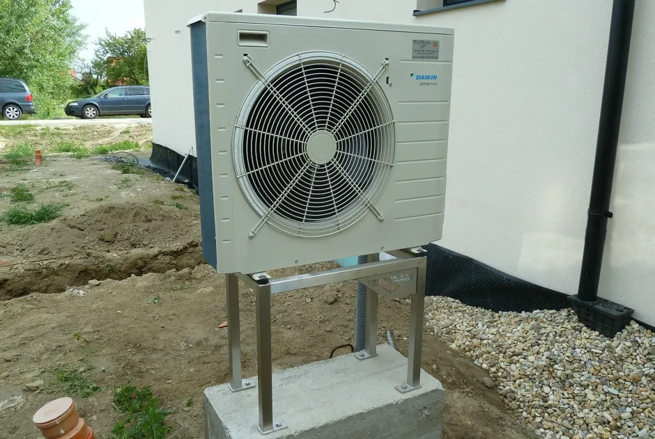 Tepelné čerpadlo vzduch voda Daikin Altherma LT 8kW s chladením rodinný dom Kittsee