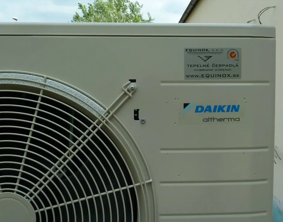 Tepelné čerpadlo vzduch voda Daikin Altherma LT 8kW s chladením rodinný dom Kittsee