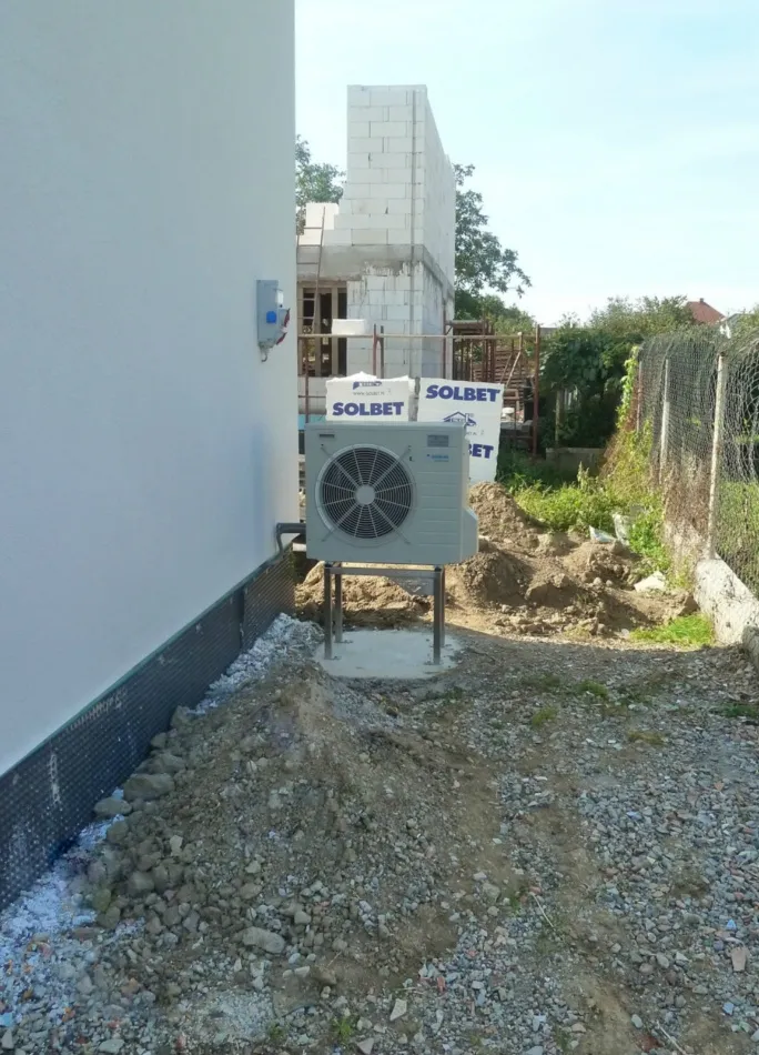 Tepelné čerpadlo vzduch voda Daikin Altherma LT 8kW s chladením rodinný dom Košice
