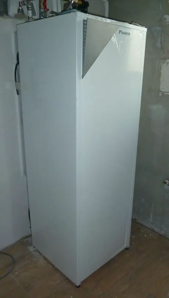 Tepelné čerpadlo vzduch voda Daikin Altherma LT 8kW s chladením rodinný dom Kováčová