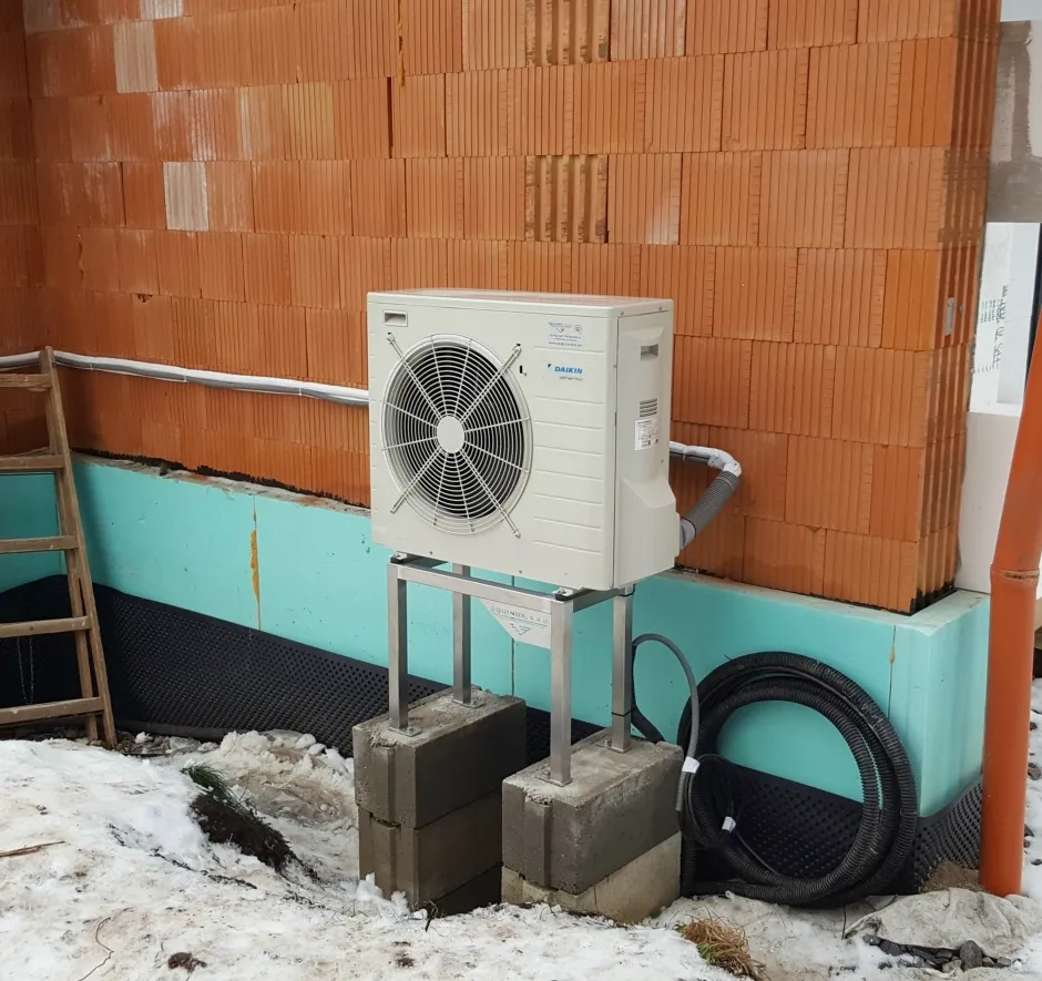 Tepelné čerpadlo vzduch voda Daikin Altherma LT 8kW s chladením rodinný dom Králiky