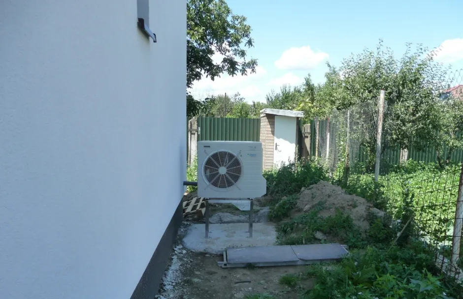 Tepelné čerpadlo vzduch voda Daikin Altherma LT 8kW s chladením rodinný dom Krásna