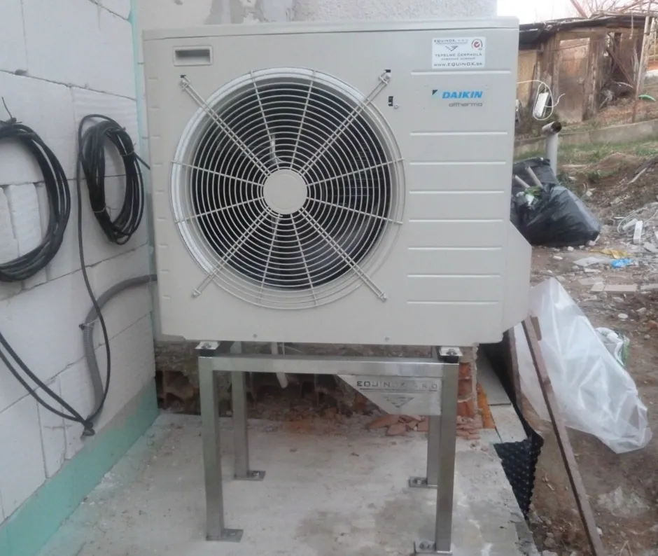 Tepelné čerpadlo vzduch voda Daikin Altherma LT 8kW s chladením rodinný dom Levice