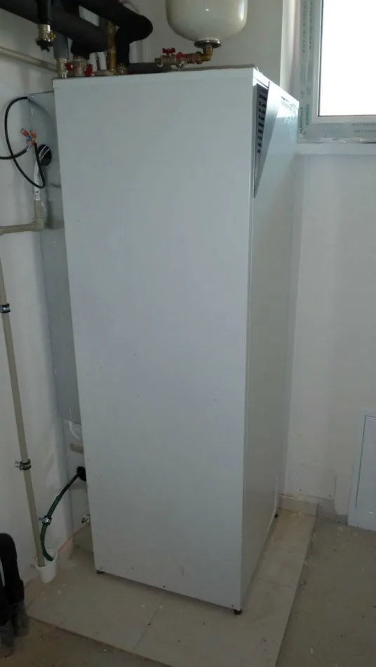 Tepelné čerpadlo vzduch voda Daikin Altherma LT 8kW s chladením rodinný dom Limbach