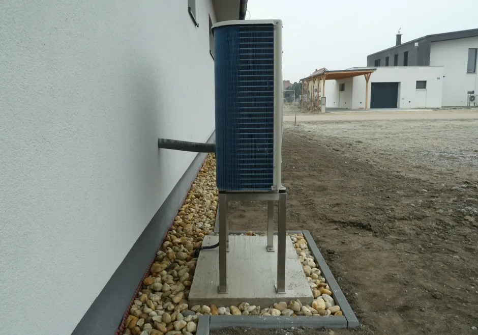 Tepelné čerpadlo vzduch voda Daikin Altherma LT 8kW s chladením rodinný dom Loimersdorf