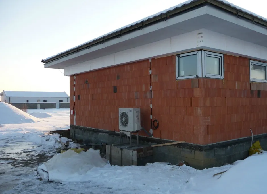 Tepelné čerpadlo vzduch voda Daikin Altherma LT 8kW s chladením rodinný dom Lučenec