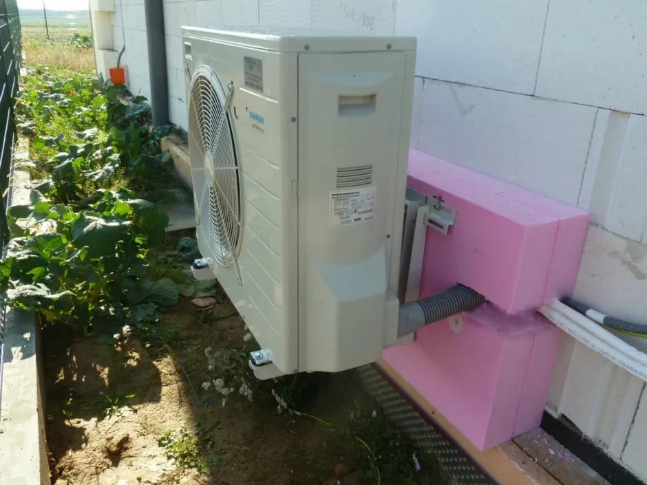 Tepelné čerpadlo vzduch voda Daikin Altherma LT 8kW s chladením rodinný dom Lučenec