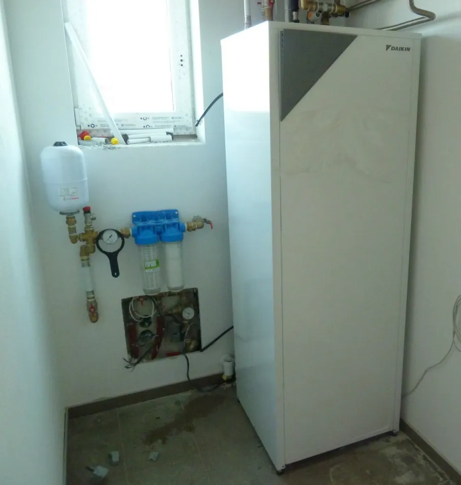 Tepelné čerpadlo vzduch voda Daikin Altherma LT 8kW s chladením rodinný dom Lučenec