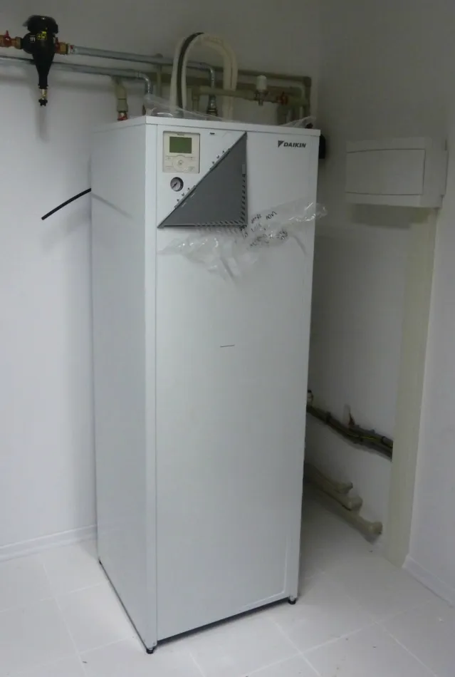 Tepelné čerpadlo vzduch voda Daikin Altherma LT 11kW s chladením rodinný dom Lučenec