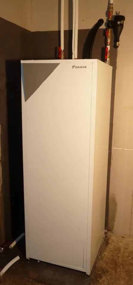 Tepelné čerpadlo vzduch voda Daikin Altherma LT 8kW s chladením rodinný dom Lučenec