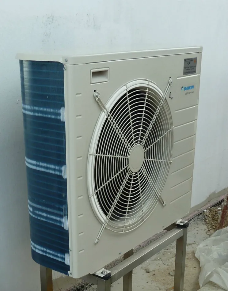 Tepelné čerpadlo vzduch voda Daikin Altherma LT 8kW s chladením rodinný dom Malinovo