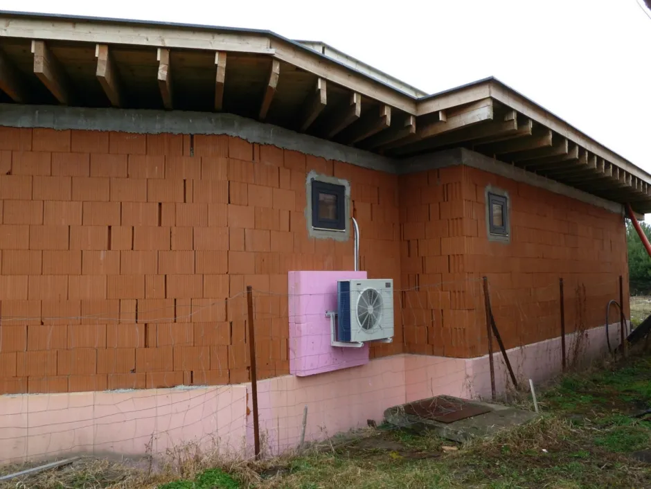 Tepelné čerpadlo vzduch voda Daikin Altherma LT 8kW s chladením rodinný dom Nána