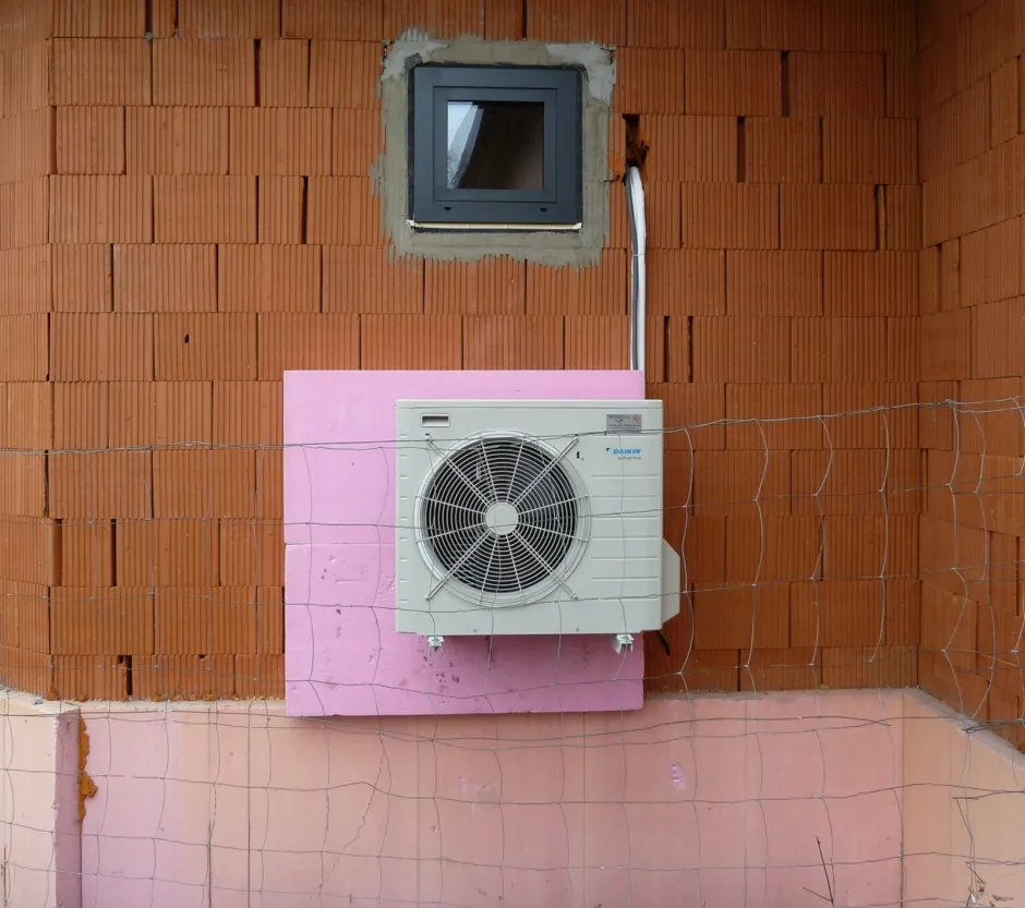 Tepelné čerpadlo vzduch voda Daikin Altherma LT 8kW s chladením rodinný dom Nána