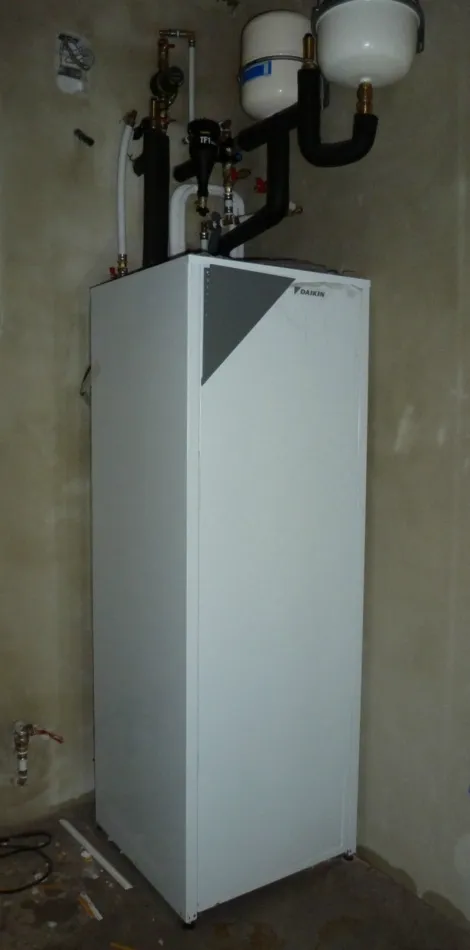 Tepelné čerpadlo vzduch voda Daikin Altherma LT 8kW s chladením rodinný dom Nitra