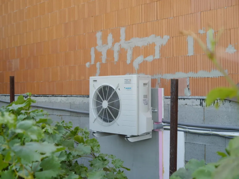 Tepelné čerpadlo vzduch voda Daikin Altherma LT 8kW s chladením rodinný dom Opatovce
