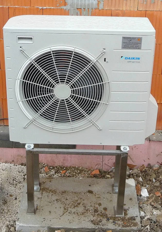 Tepelné čerpadlo vzduch voda Daikin Altherma LT 8kW s chladením rodinný dom Piešťany