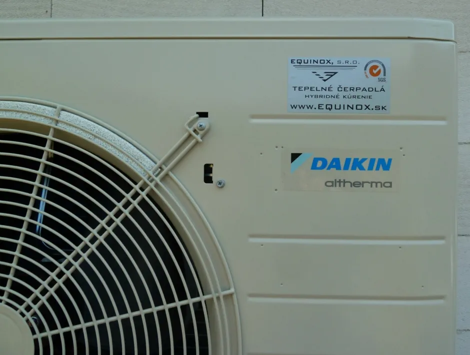 Tepelné čerpadlo vzduch voda Daikin Altherma LT 8kW s chladením rodinný dom Podhorie