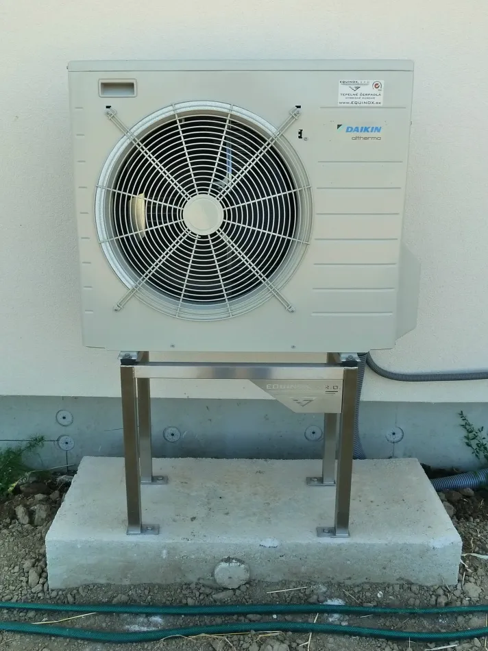 Tepelné čerpadlo vzduch voda Daikin Altherma LT 8kW s chladením rodinný dom Práznovce