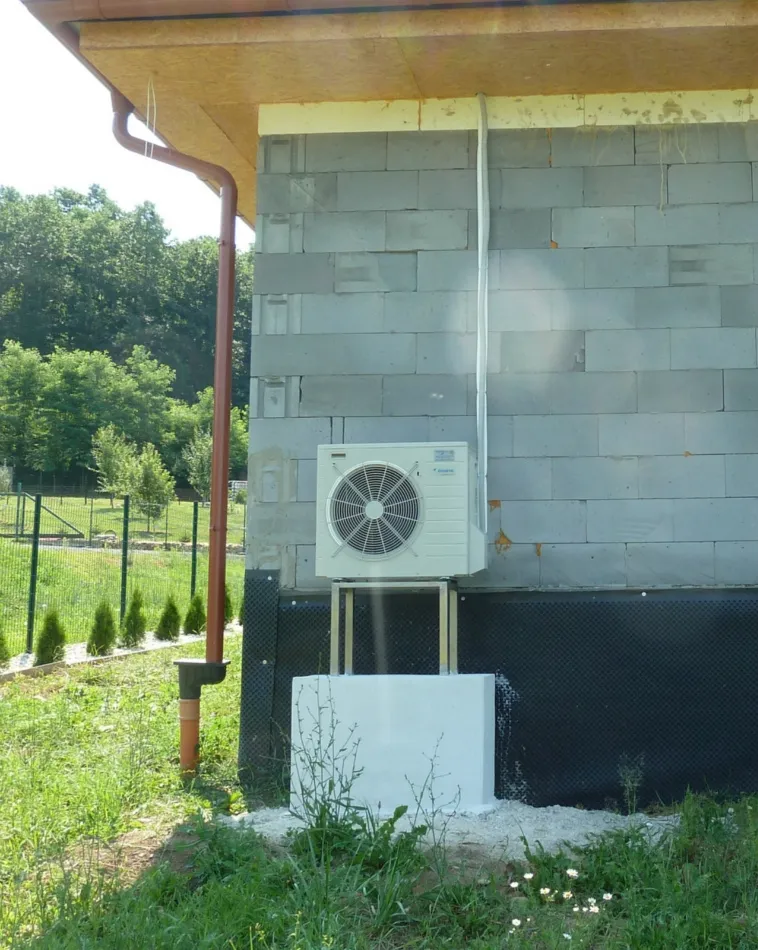 Tepelné čerpadlo vzduch voda Daikin Altherma LT 8kW s chladením rodinný dom Ratka