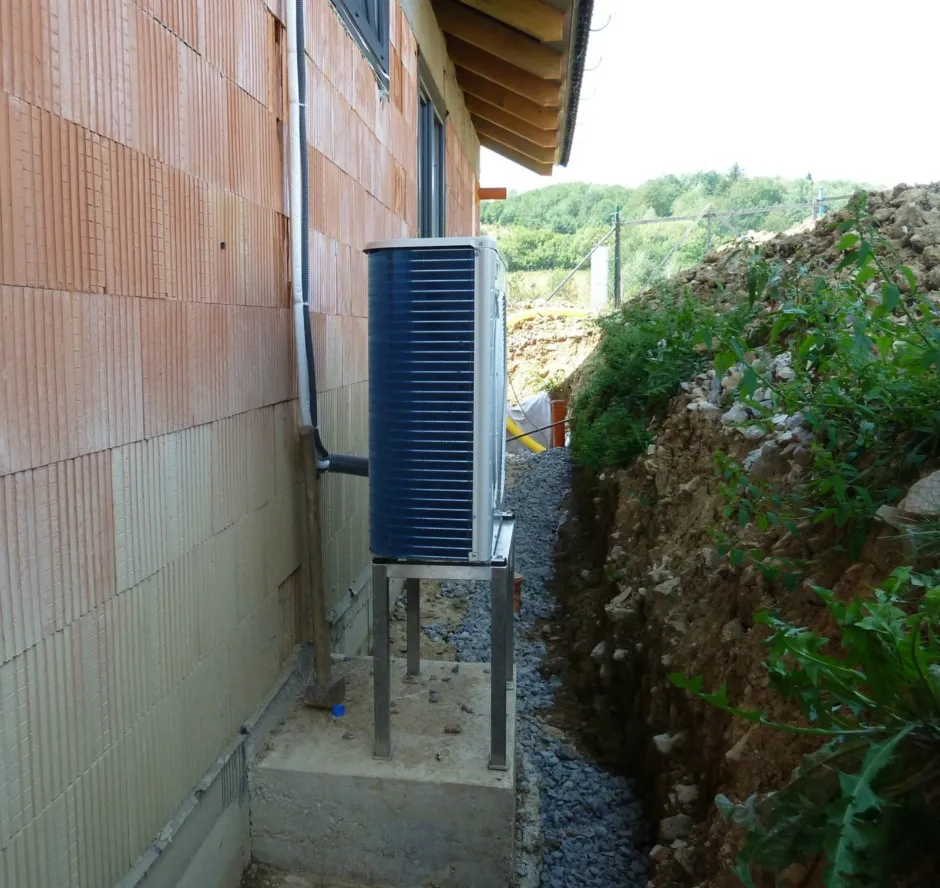 Tepelné čerpadlo vzduch voda Daikin Altherma LT 8kW s chladením rodinný dom Setechov