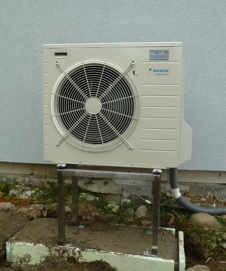 Tepelné čerpadlo vzduch voda Daikin Altherma LT 8kW s chladením rodinný dom Smrečany