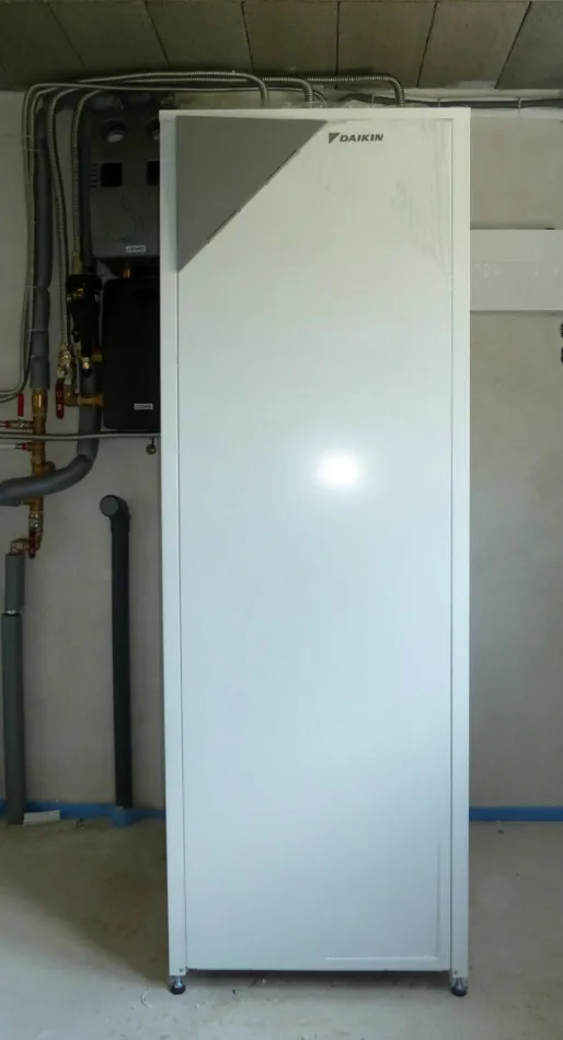 Tepelné čerpadlo vzduch voda Daikin Altherma LT 8kW s chladením rodinný dom Trnava