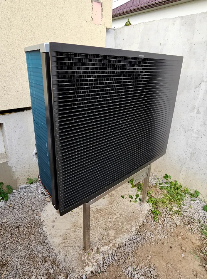 Tepelné čerpadlo vzduch voda Daikin Altherma MT3 strednoteplotné 10kW rod. dom Brusno