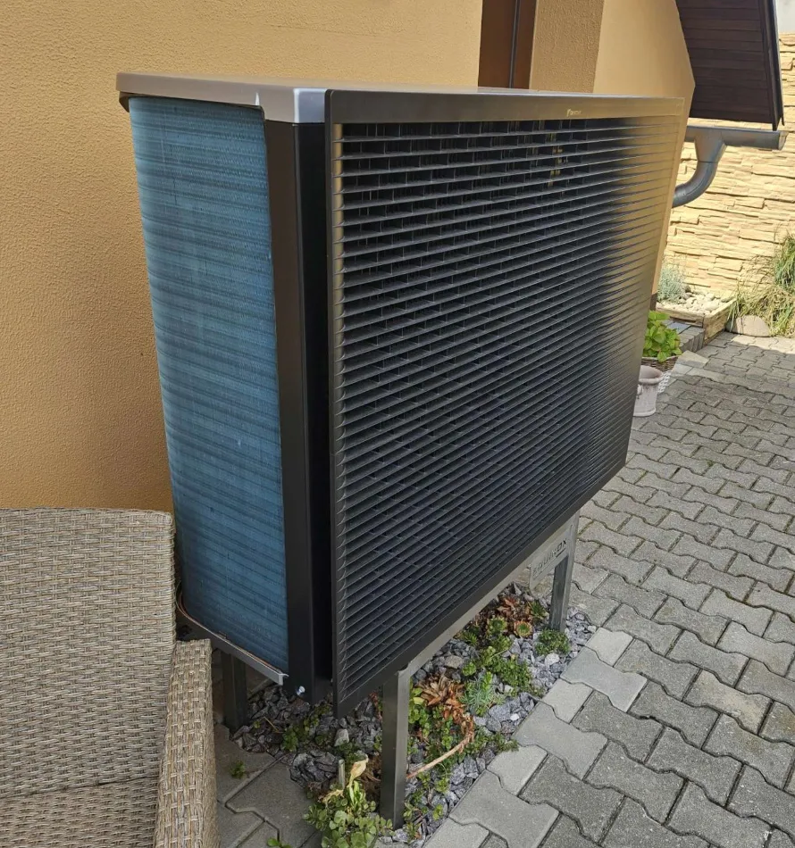 Tepelné čerpadlo vzduch voda Daikin Altherma MT3 strednoteplotné 8kW rod. dom Svätý Anton