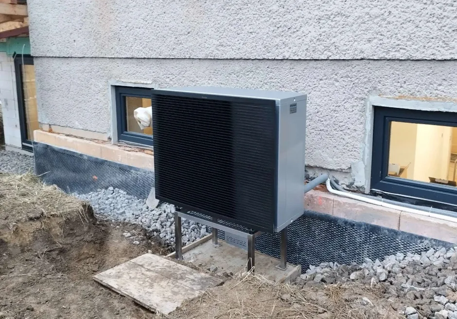 Tepelné čerpadlo vzduch voda Daikin Altherma R MT3 dvojzónové Bi-zone 12kW RD Čierny Balog