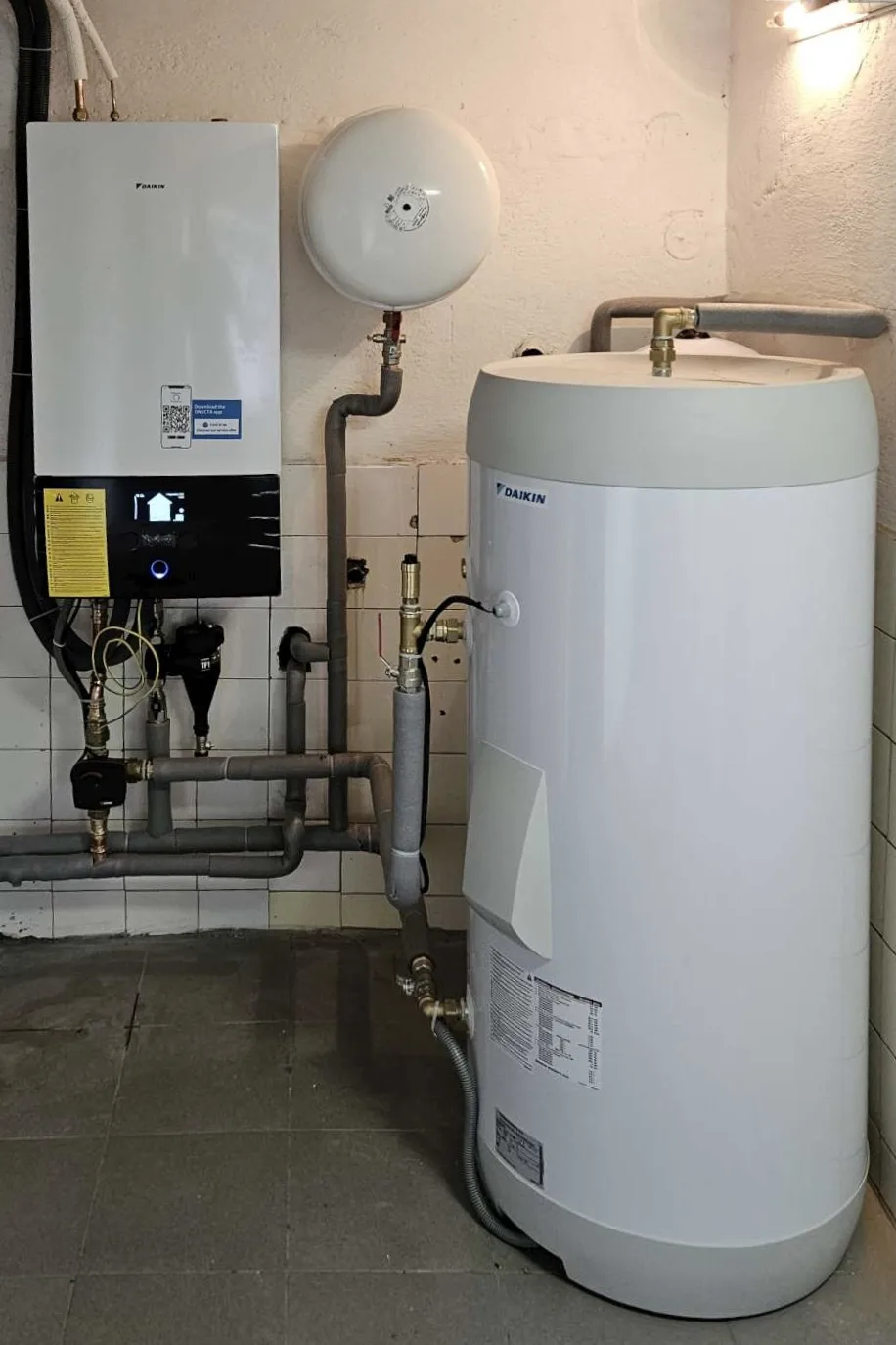 Tepelné čerpadlo vzduch voda Daikin Altherma R MT3 strednoteplotné 10kW Valaská