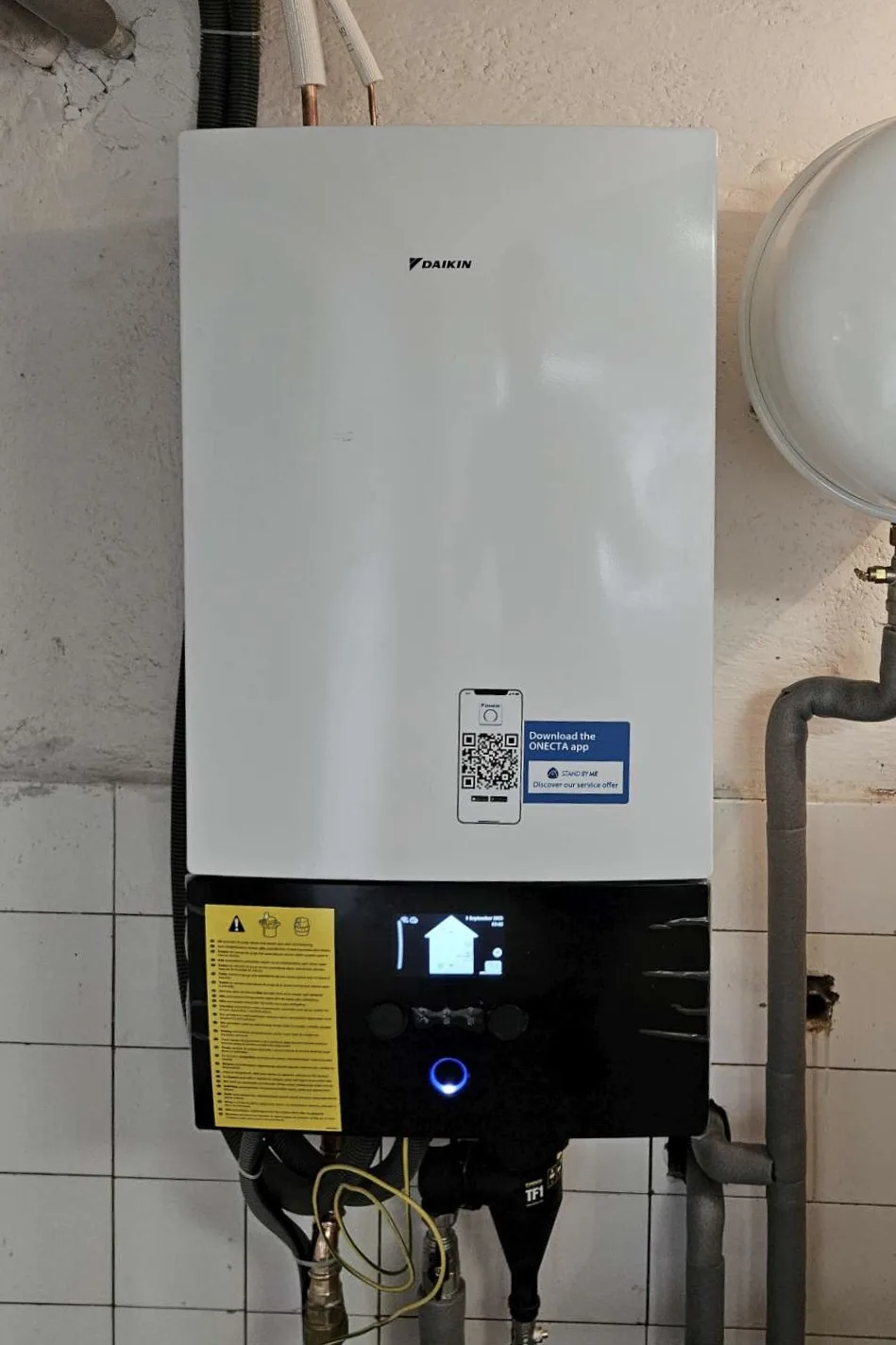 Tepelné čerpadlo vzduch voda Daikin Altherma R MT3 strednoteplotné 10kW Valaská