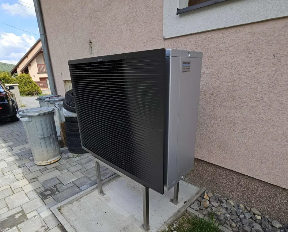Tepelné čerpadlo vzduch voda Daikin Altherma R MT3 strednoteplotné 12kW rod. dom Kordíky