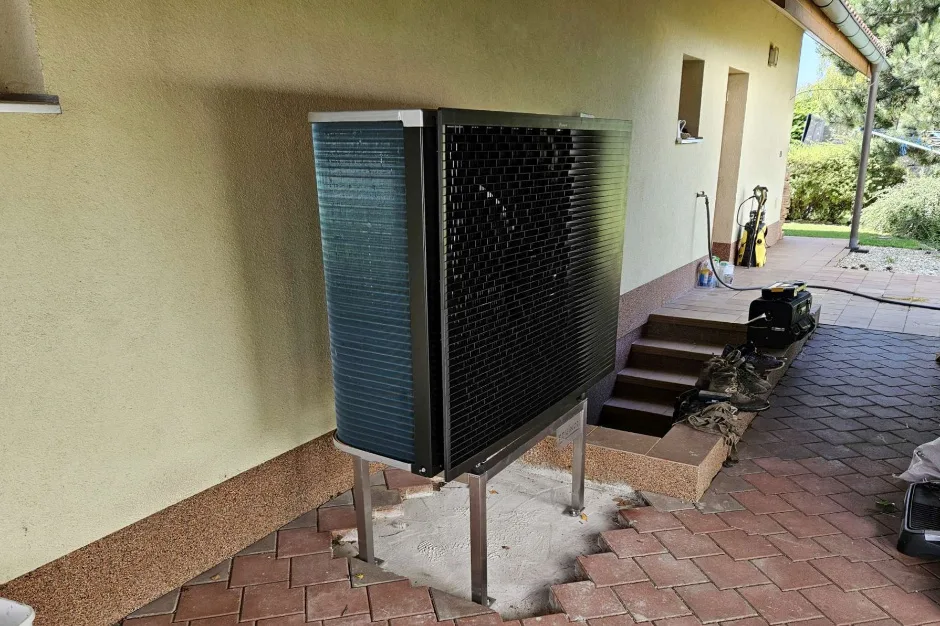 Tepelné čerpadlo vzduch voda Daikin Altherma R MT3 strednoteplotné 12kW rod. dom Rosina