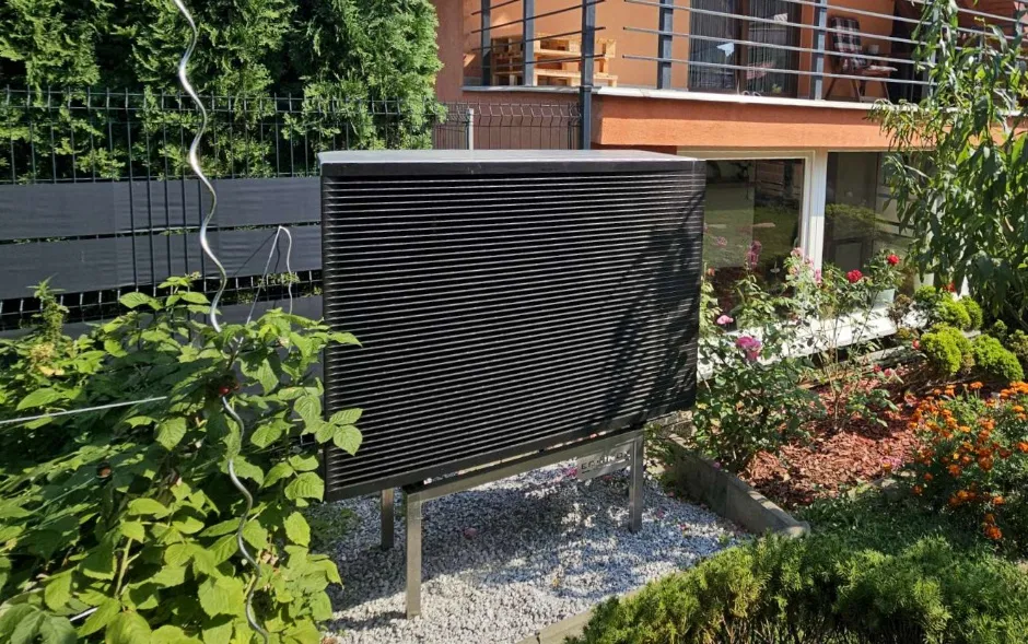 Tepelné čerpadlo vzduch voda Daikin Altherma R MT3 strednoteplotné 12kW rodinný dom Skubín
