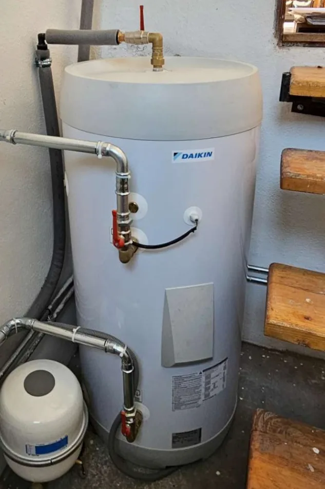 Tepelné čerpadlo vzduch voda Daikin Altherma R MT3 strednoteplotné 8kW RD Liptovská Lužná