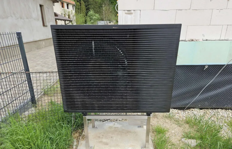 Tepelné čerpadlo vzduch voda Daikin Altherma R MT3 strednoteplotné 8kW rodinný dom Poltár